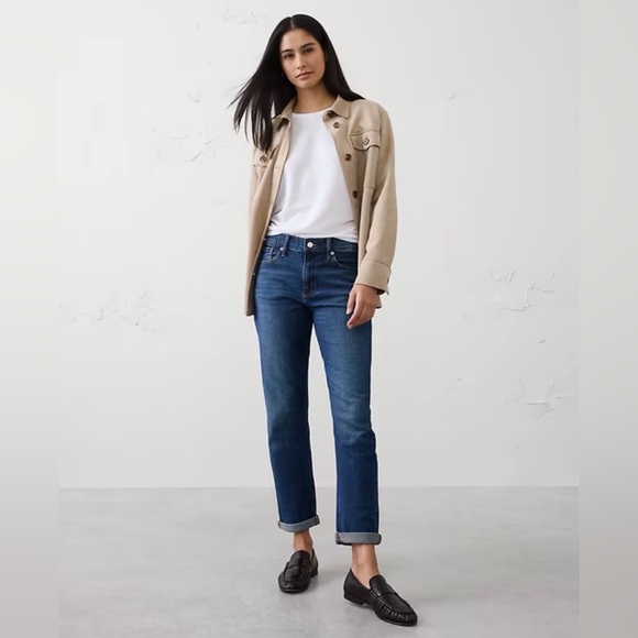 Banana Republic Girlfriend Mid Rise Jeans-  Dark Wash - Picture 2 of 8